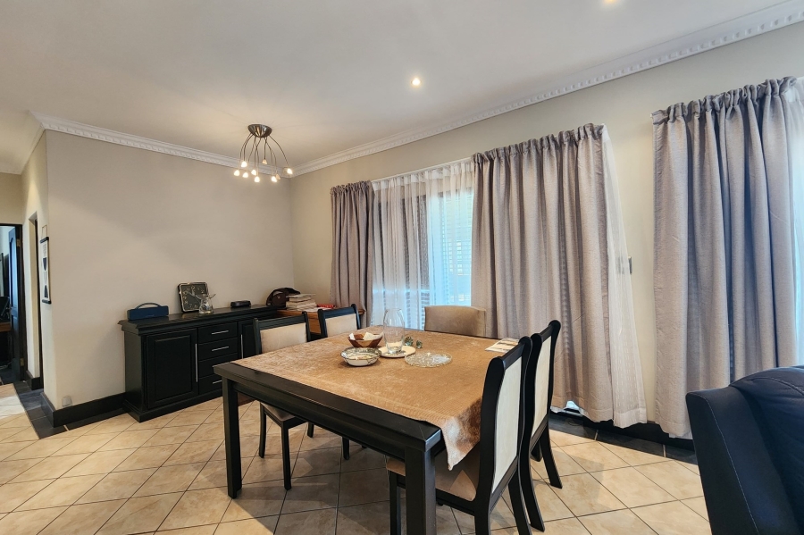 4 Bedroom Property for Sale in Jeffreys Bay Central Eastern Cape